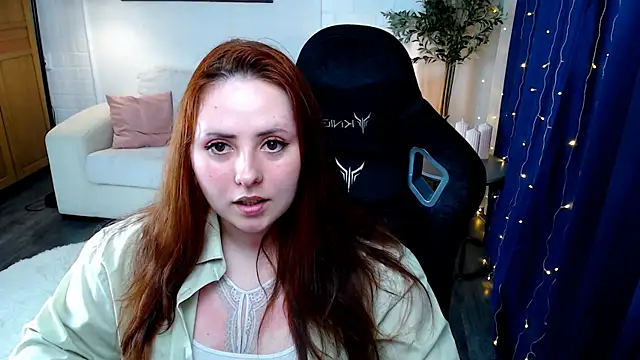 Hennessy_bunny webcam