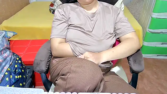 Filipina_Desire webcam