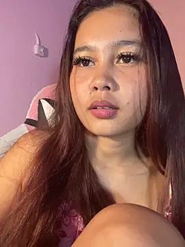 ursweet_babygirl webcam