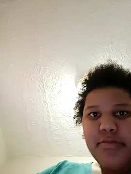 chocolate_bella webcam