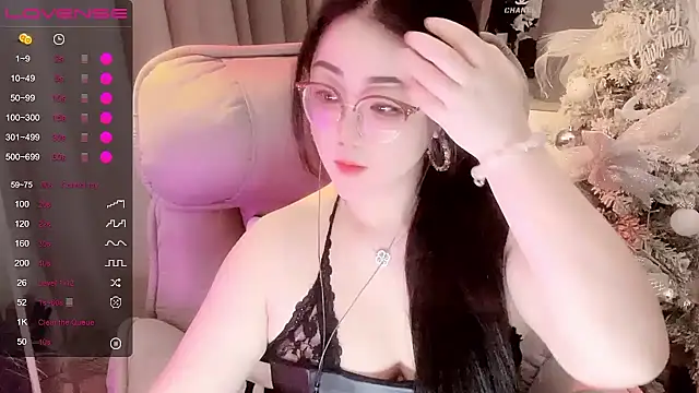 Monica-666888- webcam