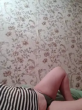 Zulfiya_Bruce webcam