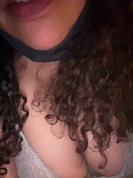 Snehameoww@xh webcam