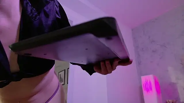 IsabellaRossi webcam