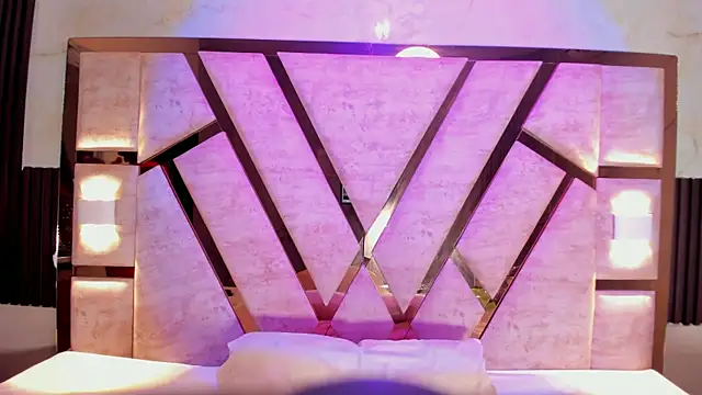 athenea_mills - Athenea_Mills's free webcam