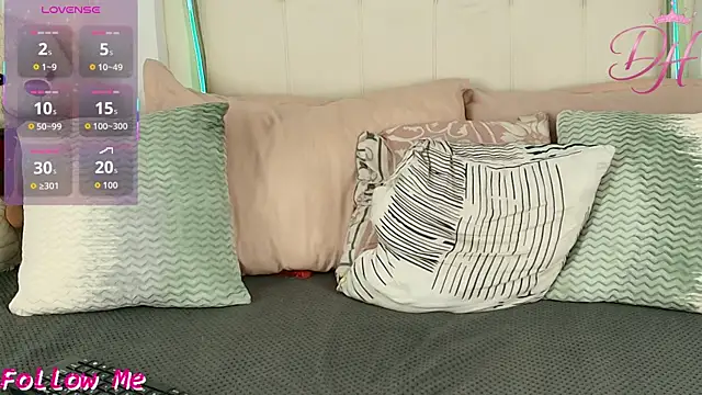 Daphne_Hills live sex cam