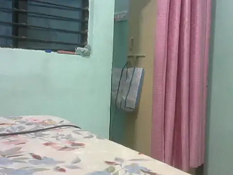 Lovely-Pandey webcam