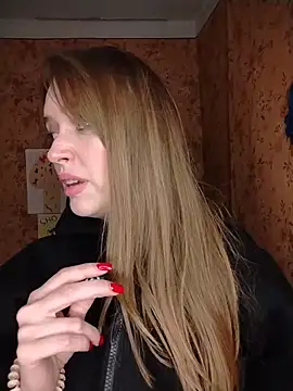 PrettieKate's Stripchat show and profile