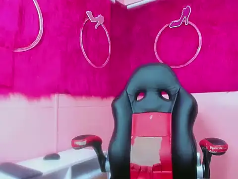 Karlaa_Hernandez_ webcam