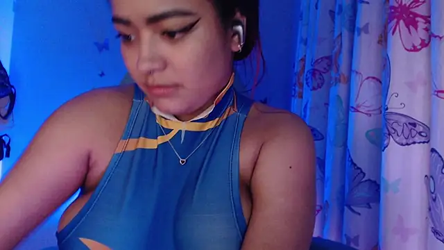 NicolleTaylor webcam