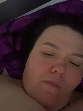 SunnyLeila2101 webcam