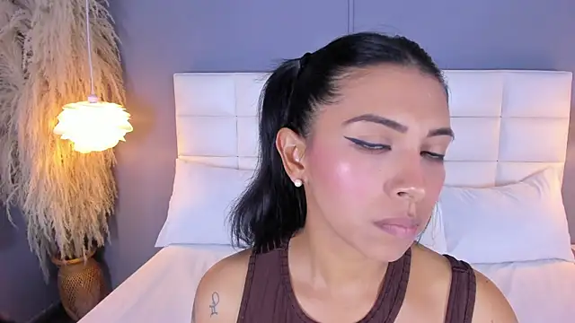 _BunnyNaugthy webcam