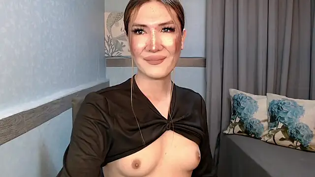 xMeganFucks69 webcam