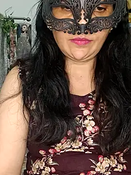 BhabhiPooja69 webcam