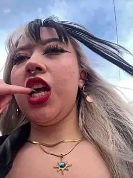 VictoriaGerard_Pink webcam