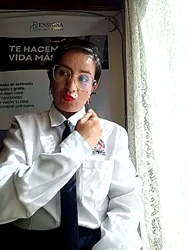 Valentina--1 Live Webcam on Stripchat