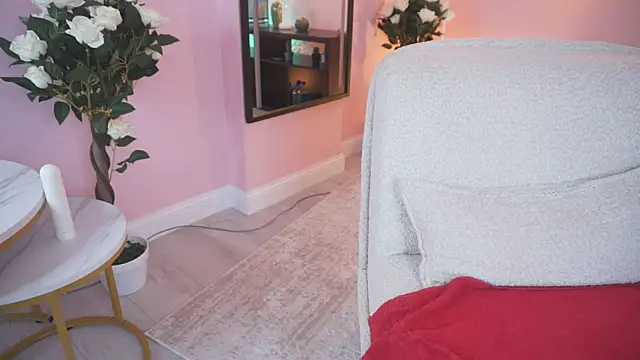 OlyviaDelight webcam