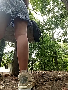 Leticia_Hinkley_ webcam