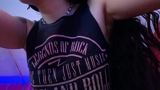 Julieta_Russell webcam