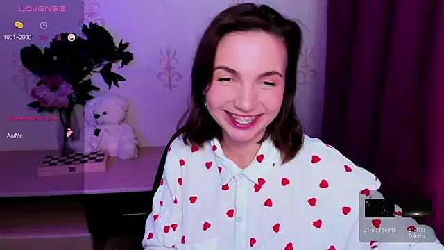 KindHazelHere_ webcam