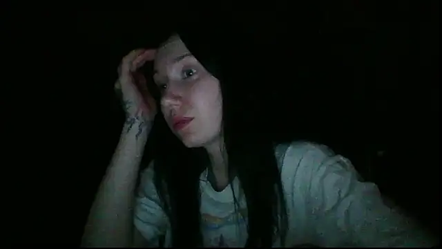 RussNocturnal webcam