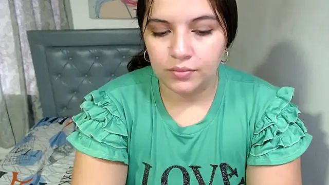 sarah_aguilar webcam