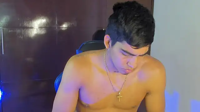 Milo_LatinBoy webcam