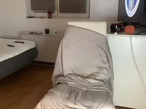 alejandrobg@xh webcam