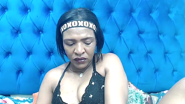 SpicyQueenxxxx webcam