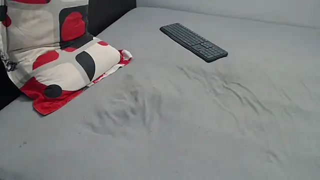 PreciousJohn87 webcam