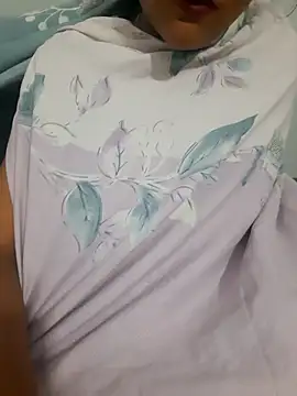 Your_Ayesha56 webcam