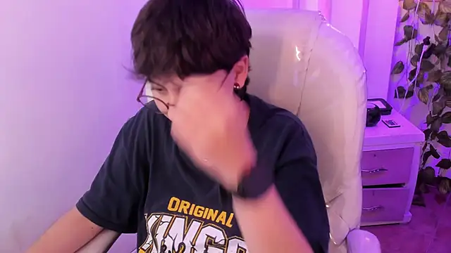 nathaly_ds - Nathaly_ds's free webcam - UK Sex Cams