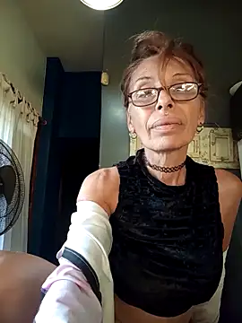 frozenwaffle (F mature) - Squirt for you Daddy 2 videos perfil