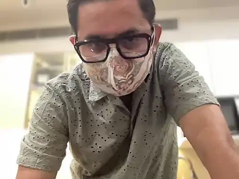 slavekinky001 webcam