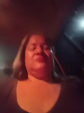 cheekysnowqueen_69 - CheekySnowQueen_69's free webcam - UK Sex Cams