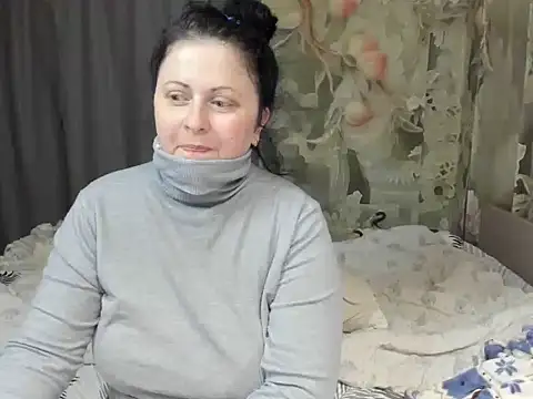 lillian2 - Lillian2's free webcam - UK Sex Cams