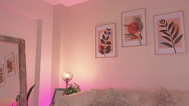 DahianaWalcott webcam