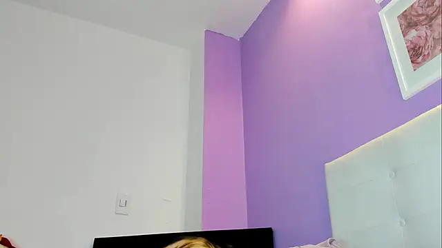 Charlotte11-11 webcam