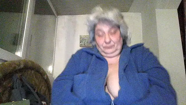 ExquisiteMature webcam