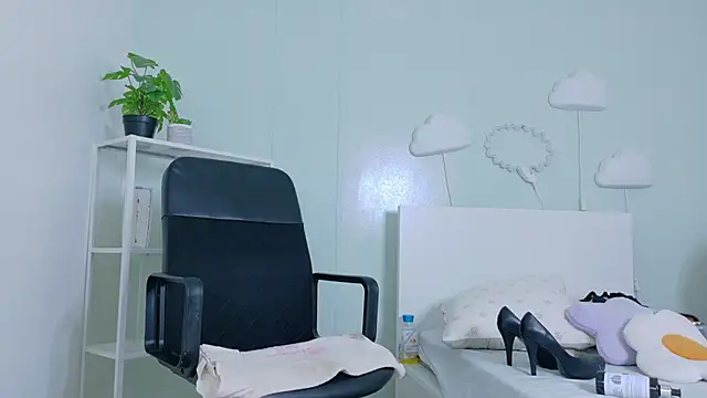 SeleneGibson__ webcam