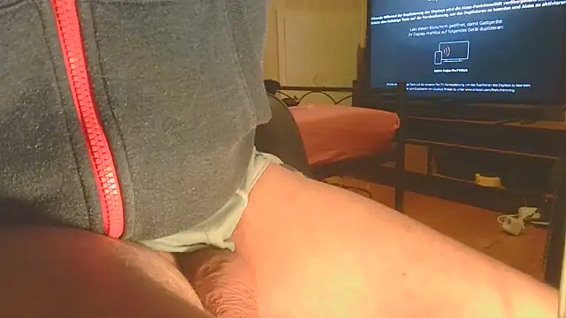 t0yforeskin - T0Yforeskin's free webcam - UK Sex Cams