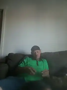 yourMasterisBored webcam