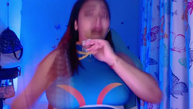 NicolleTaylor webcam