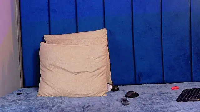 kiaratentation webcam