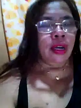 Huge_mama69 webcam