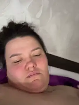 SunnyLeila2101 webcam