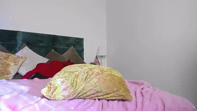 CamillaDreamer webcam