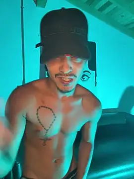 Cuteathleticboys webcam