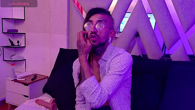 Tattoo_edbosses webcam