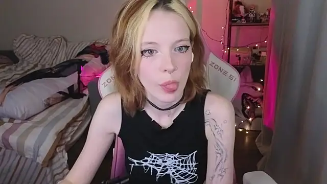 Crackling_Tatii webcam